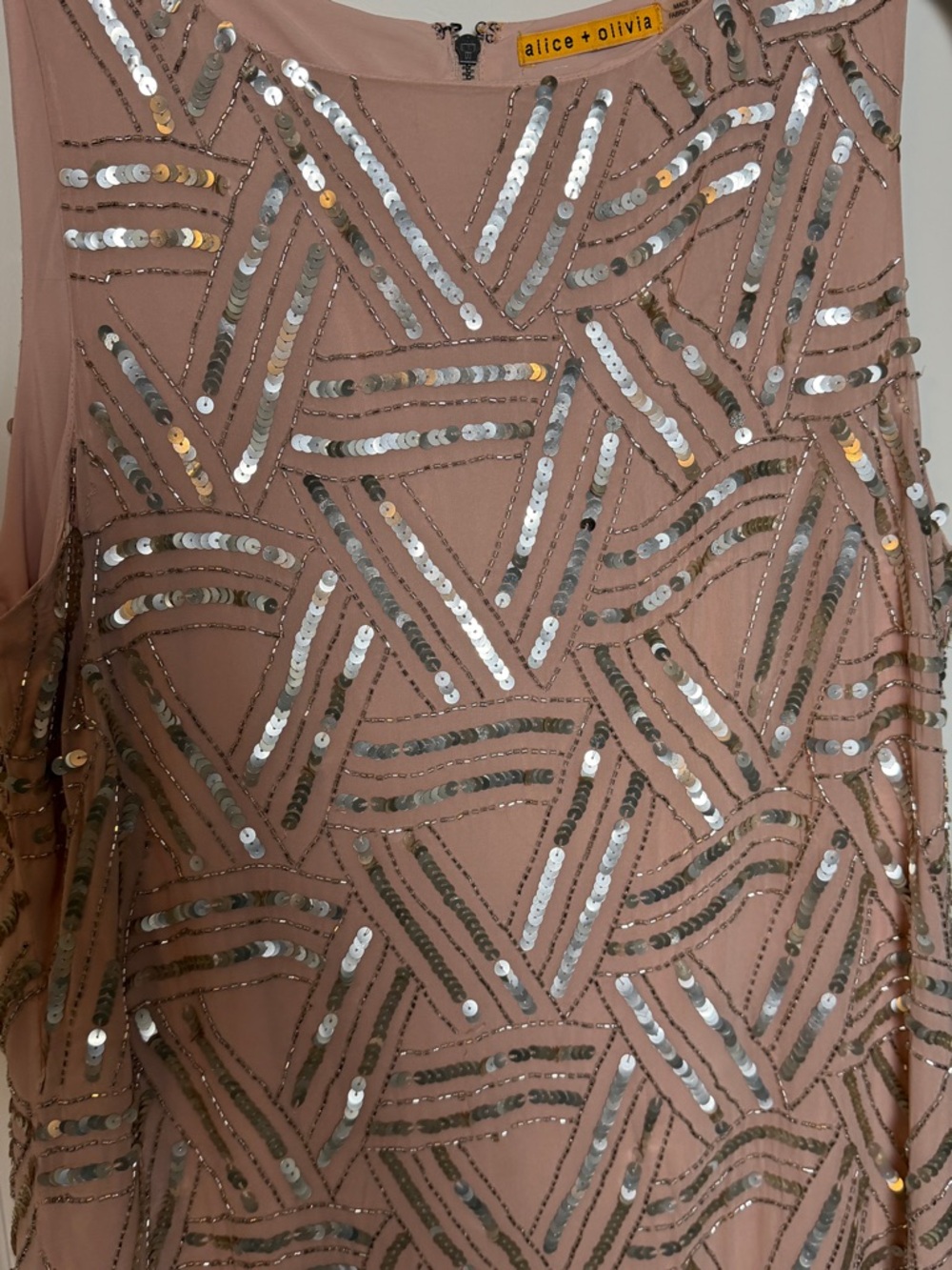 Alice + Olivia Elliotte Beaded Dress - Picture 4 of 10